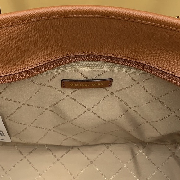 MICHAEL KORS TOP ZIP LARGE TOTE VANILLA COLOR - Picture 11 of 15